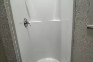 330 Adams St, Seguin, TX 78155 - Photo 9