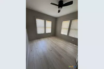 330 Adams Street, Seguin, TX 78155 - Photo 7