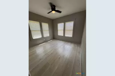 330 Adams Street, Seguin, TX 78155 - Photo 11