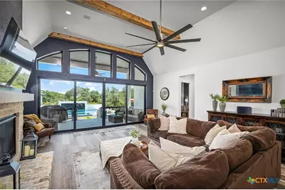 2038 Alsace, New Braunfels, TX 78132 - Photo 9