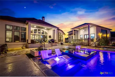 2038 Alsace, New Braunfels, TX 78132 - Photo 5