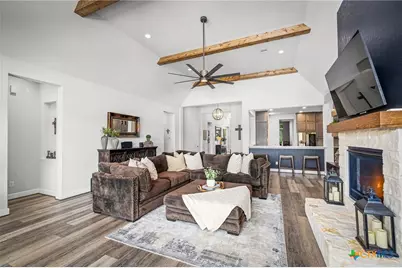 2038 Alsace, New Braunfels, TX 78132 - Photo 11