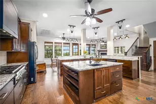 2101 Passare, New Braunfels, TX 78132 - Photo 15