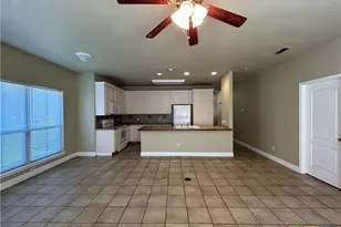 3049 Pine Valley Dr, New Braunfels, TX 78130 - Photo 5