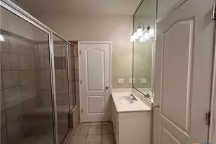 3049 Pine Valley Dr, New Braunfels, TX 78130 - Photo 17