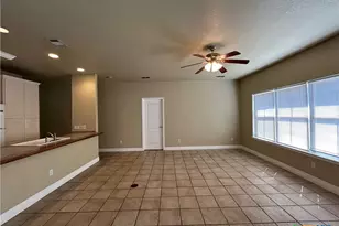 3049 Pine Valley Dr, New Braunfels, TX 78130 - Photo 3