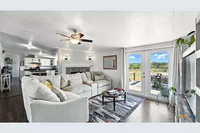 240 Broward Avenue, Marion, TX 78124 - Photo 7