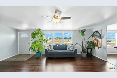 240 Broward Avenue, Marion, TX 78124 - Photo 5