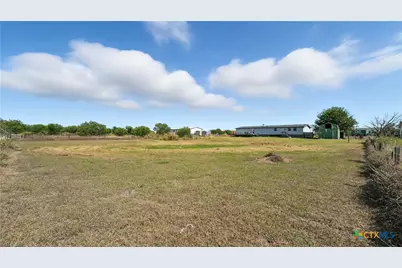 240 Broward Avenue, Marion, TX 78124 - Photo 37