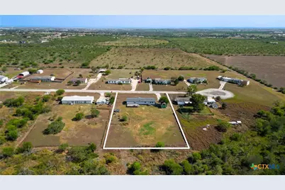 240 Broward Avenue, Marion, TX 78124 - Photo 1