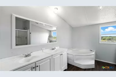 240 Broward Avenue, Marion, TX 78124 - Photo 29