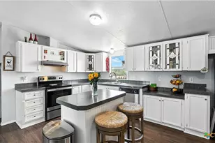 240 Broward Ave, Marion, TX 78124 - Photo 13