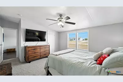 240 Broward Avenue, Marion, TX 78124 - Photo 27