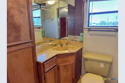 478 Fm 136, Woodsboro, TX 78393 - Photo 19