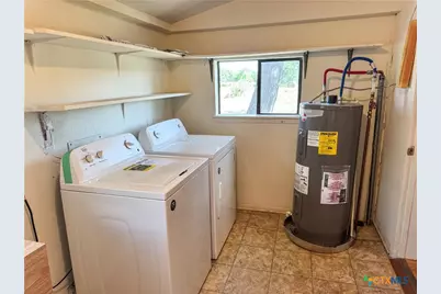 478 Fm 136, Woodsboro, TX 78393 - Photo 11