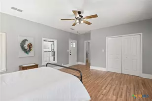 617 N Beal St, Belton, TX 76513 - Photo 23