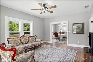 617 N Beal St, Belton, TX 76513 - Photo 13