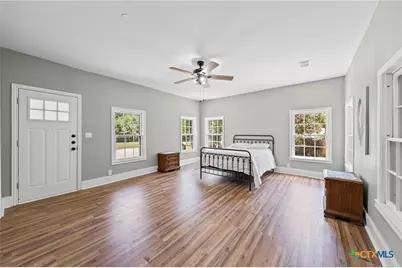 617 N Beal Street, Belton, TX 76513 - Photo 21