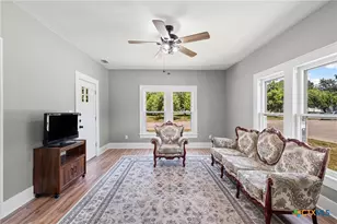 617 N Beal St, Belton, TX 76513 - Photo 11