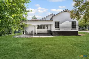 617 N Beal St, Belton, TX 76513 - Photo 37