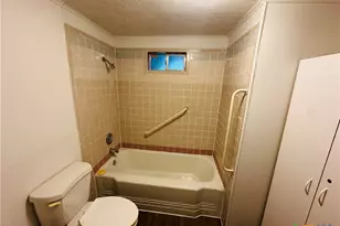 311 Carver St, Edna, TX 77957 - Photo 17