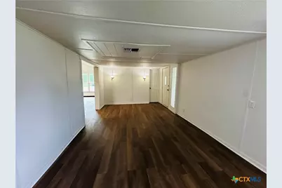 311 Carver Street, Edna, TX 77957 - Photo 3
