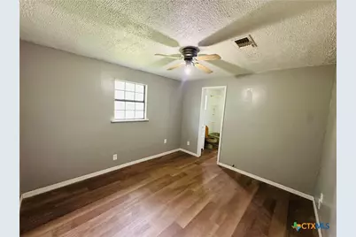 311 Carver Street, Edna, TX 77957 - Photo 13