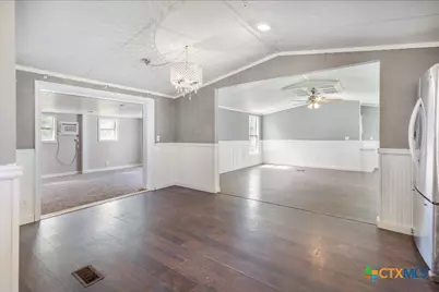 5826 W Second Street, Sheridan, TX 77475 - Photo 9