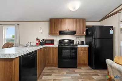 2998 County Road 302, Floresville, TX 78114 - Photo 21