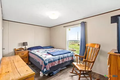 2998 County Road 302, Floresville, TX 78114 - Photo 23