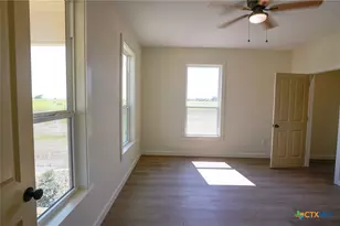 5688 Falke-Heinrich Rd, Schulenburg, TX 78956 - Photo 19