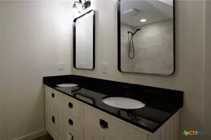 5688 Falke-Heinrich Rd, Schulenburg, TX 78956 - Photo 31