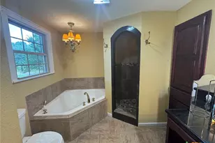 1004 East 10th, Cameron, TX 76520 - Photo 11