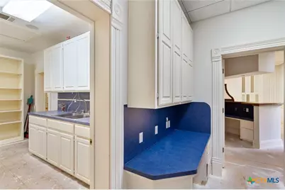 321 S Lbj Drive, San Marcos, TX 78666 - Photo 7