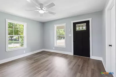 202 S 23rd Street, Temple, TX 76504 - Photo 5