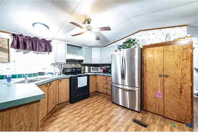 1276 County Road 216, Hallettsville, TX 77964 - Photo 15