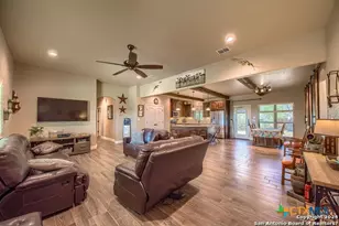 6197 Pfeil Rd, Schertz, TX 78154 - Photo 11