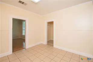 211 W Mesquite Ave, Rogers, TX 76569 - Photo 19