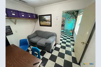 809 M L King Jr Drive, Copperas Cove, TX 76522 - Photo 7