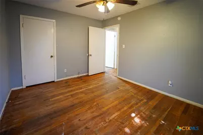 1005 E Polk Avenue, Victoria, TX 77901 - Photo 7