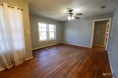 1005 E Polk Avenue, Victoria, TX 77901 - Photo 3