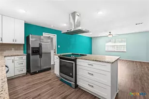 502 S 5th St, Gatesville, TX 76528 - Photo 11