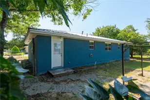 502 S 5th St, Gatesville, TX 76528 - Photo 19