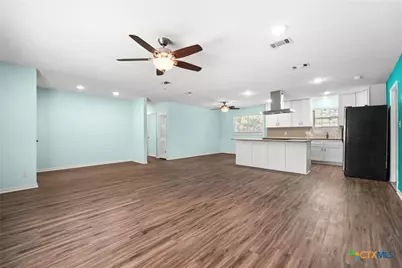 502 S 5th Street, Gatesville, TX 76528 - Photo 7