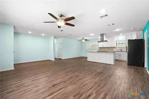 502 S 5th St, Gatesville, TX 76528 - Photo 7