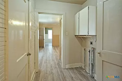 365 E Faust, New Braunfels, TX 78130 - Photo 13