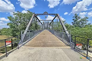 365 E Faust, New Braunfels, TX 78130 - Photo 23