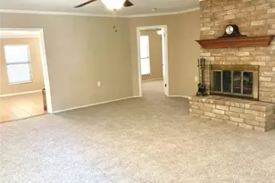 4000 Cypress Ct, Schertz, TX 78108 - Photo 9