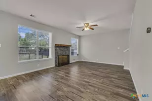 197 Tapwood Ln, Cibolo, TX 78108 - Photo 5