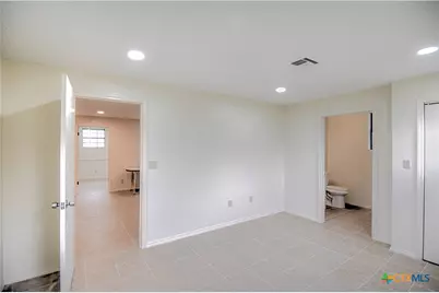 305 Tanglewood Road, Temple, TX 76502 - Photo 43